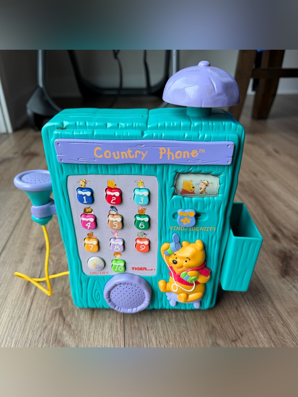 1997 Disney Winnie the Pooh Country Phone made by Tiger Electronics